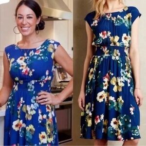 Maeve Anthro Evaline Dress  Floral Blue Fit & Flare Dress Size L - pockets!